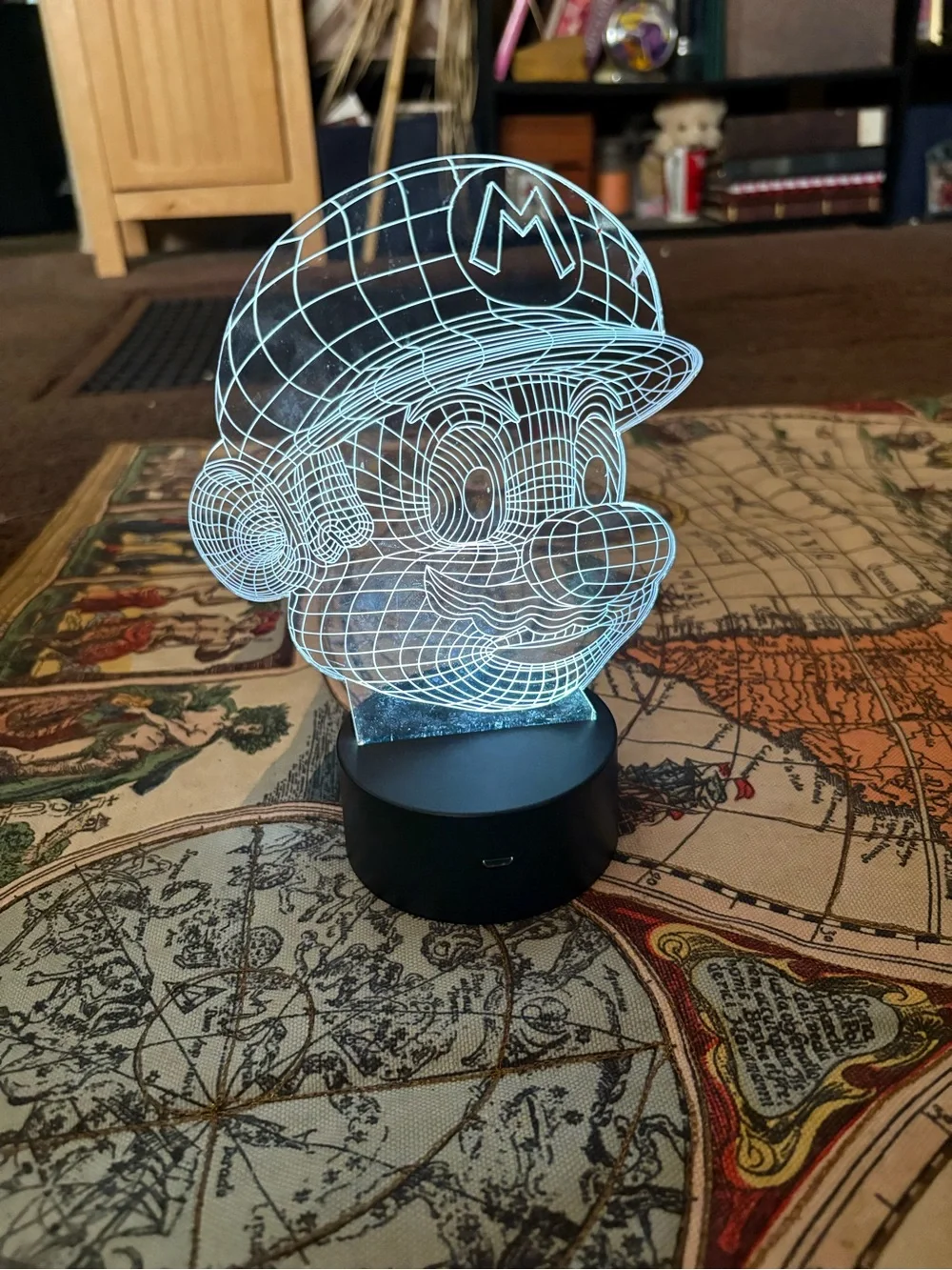 LED 3D Illusion Lamp - White Character Design
